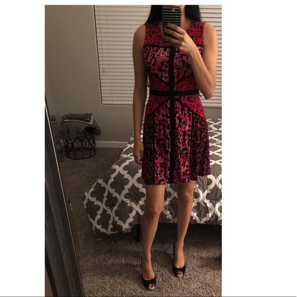 Sleeveless Print Dress - like new! - Picture 2 of 7